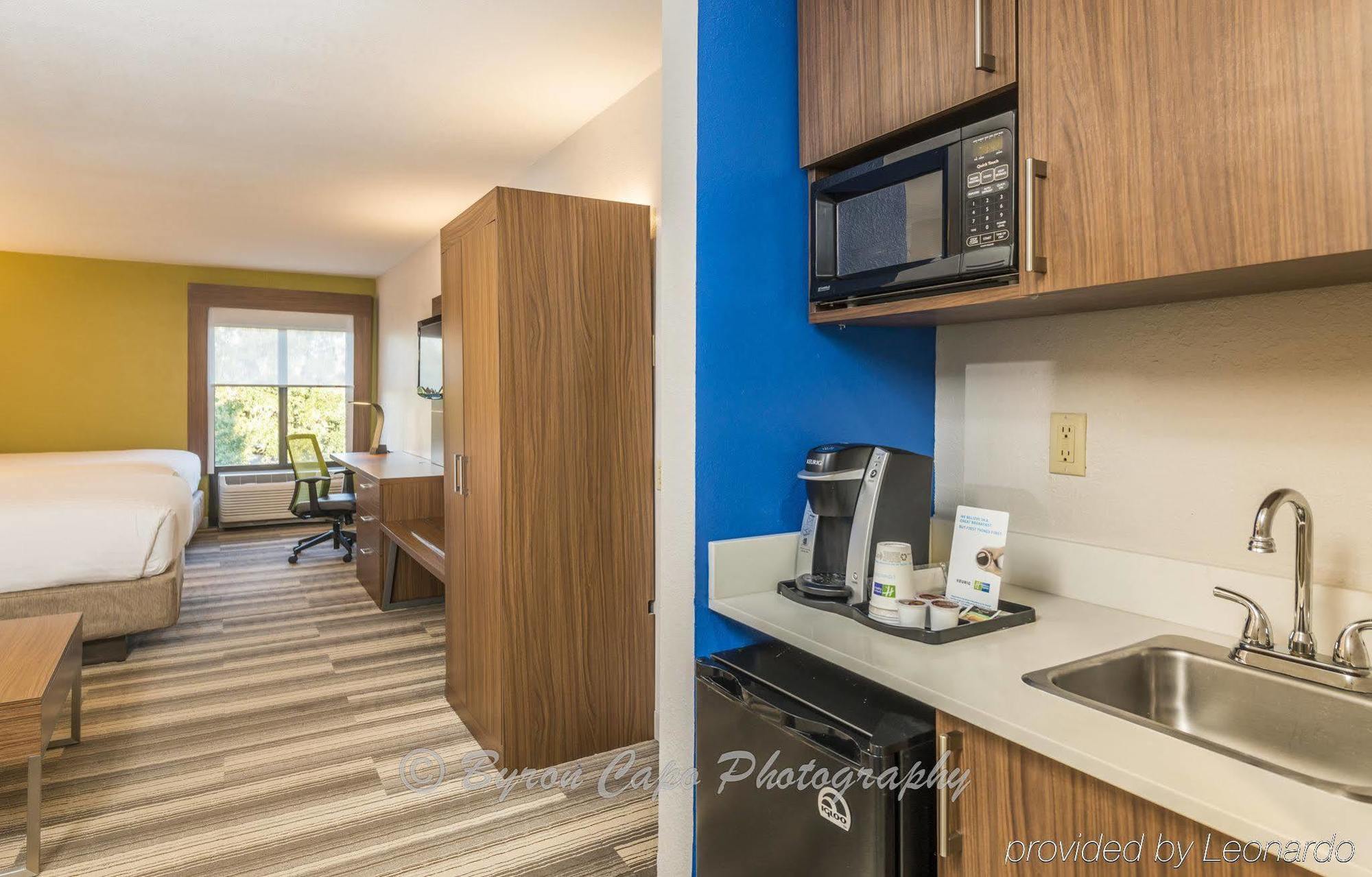 Holiday Inn Express Hotel & Suites Jacksonville-South By Ihg Экстерьер фото