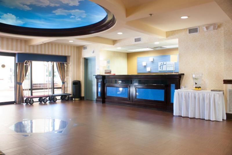 Holiday Inn Express Hotel & Suites Jacksonville-South By Ihg Экстерьер фото